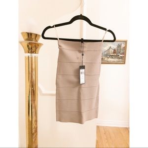 NWT. BCBG Tan Bandage Skirt. Sz XS